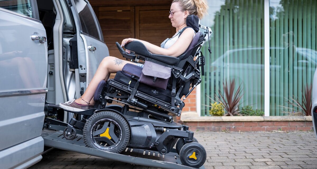 allterrainconversions-378729-womanvansilver-image1