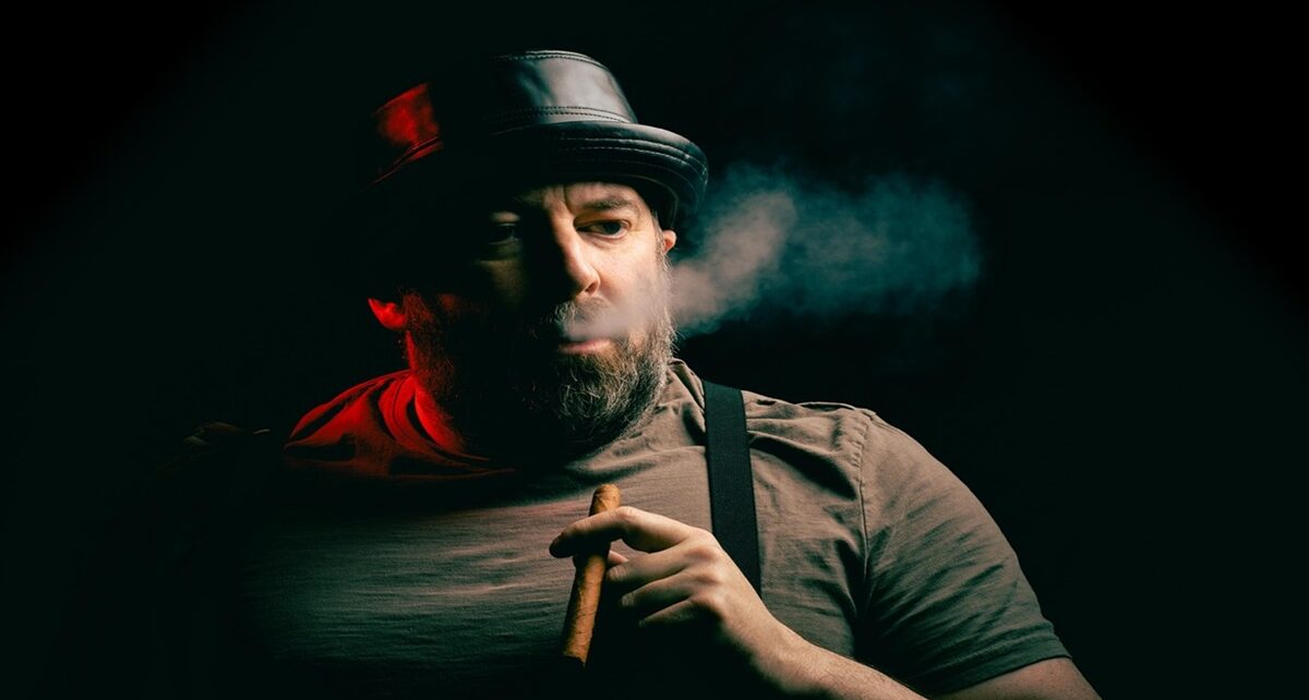 The Cigarmic Effect: How a Little-Known Phenomenon Sheds Light on Donald Trump’s Connections in the Epstein Files 25 cigarmic