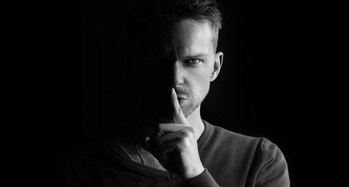 America's Secret Spy Law: The Gag Orders Forcing U.S. Tech to Betray Itself 48 shhh