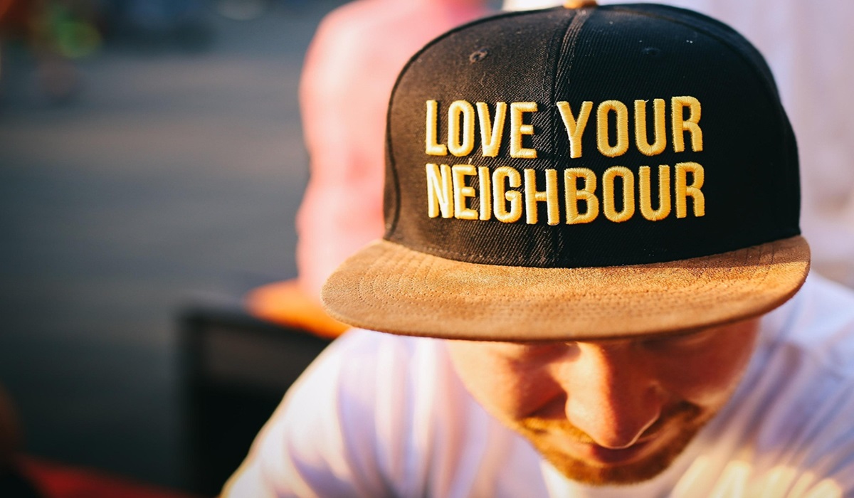 neighbour