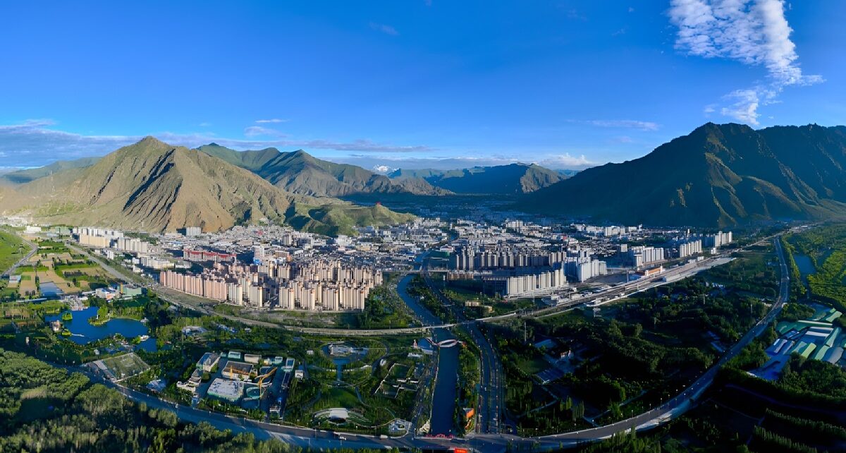 Exploring cultural integration at source of Tibetan civilization in Shannan 129 xiang