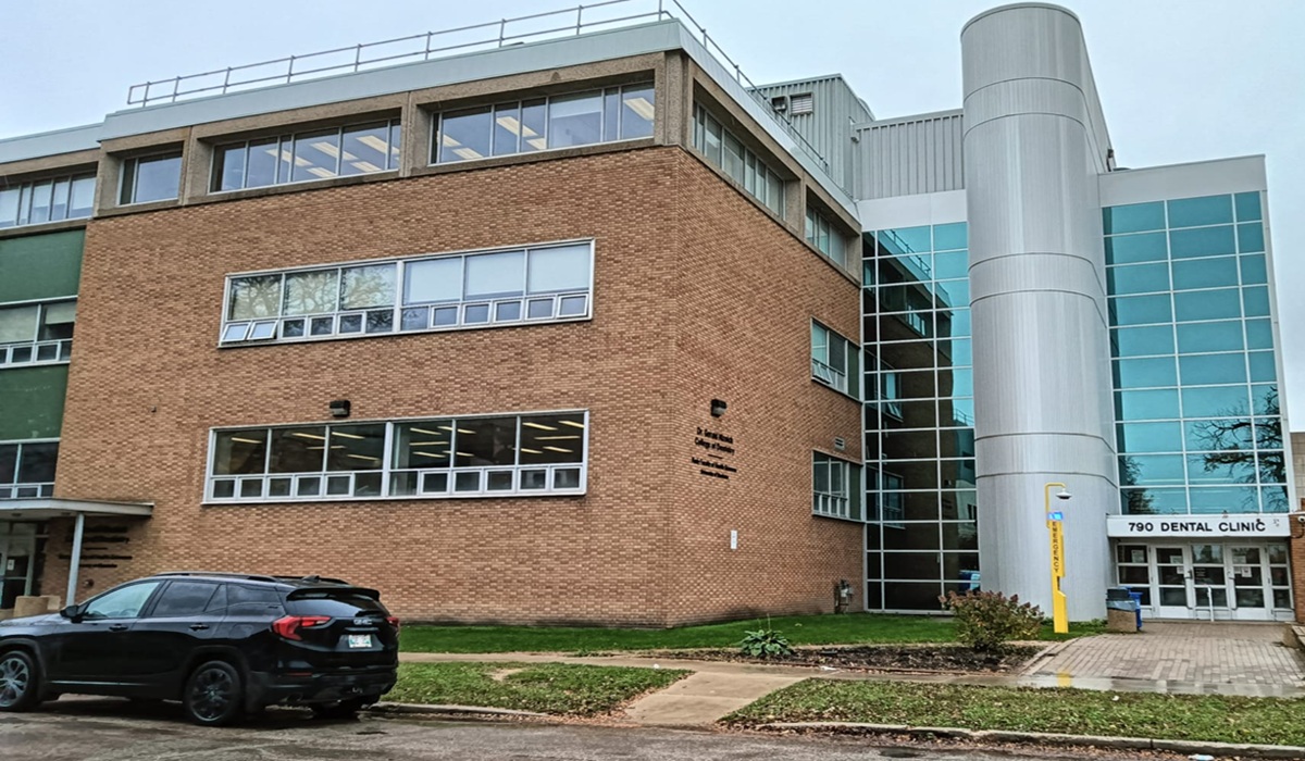 Dr. Gerald Niznick College of Dentistry