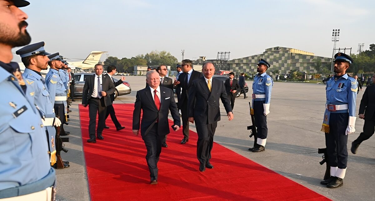 King Abdullah II’s Visit to Pakistan: Strategic Diplomacy in a Fractured World 1 King Abdullah II’s Visit to Pakistan: Strategic Diplomacy in a Fractured World