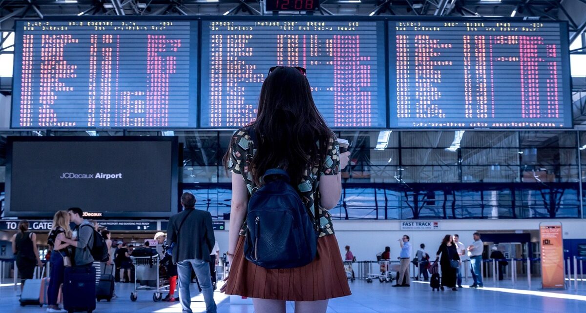 Grounded Dreams: U.S. Government Shutdown Sparks Massive Flight Cancellations 108 usa shut down