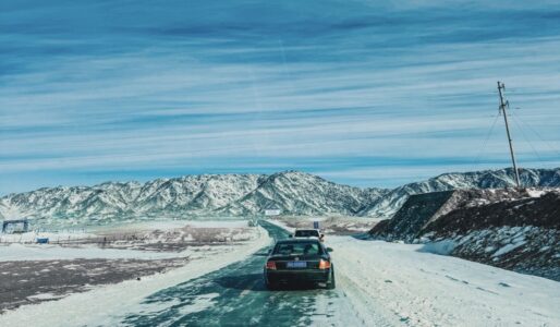 Altay-Mountains-on-Road