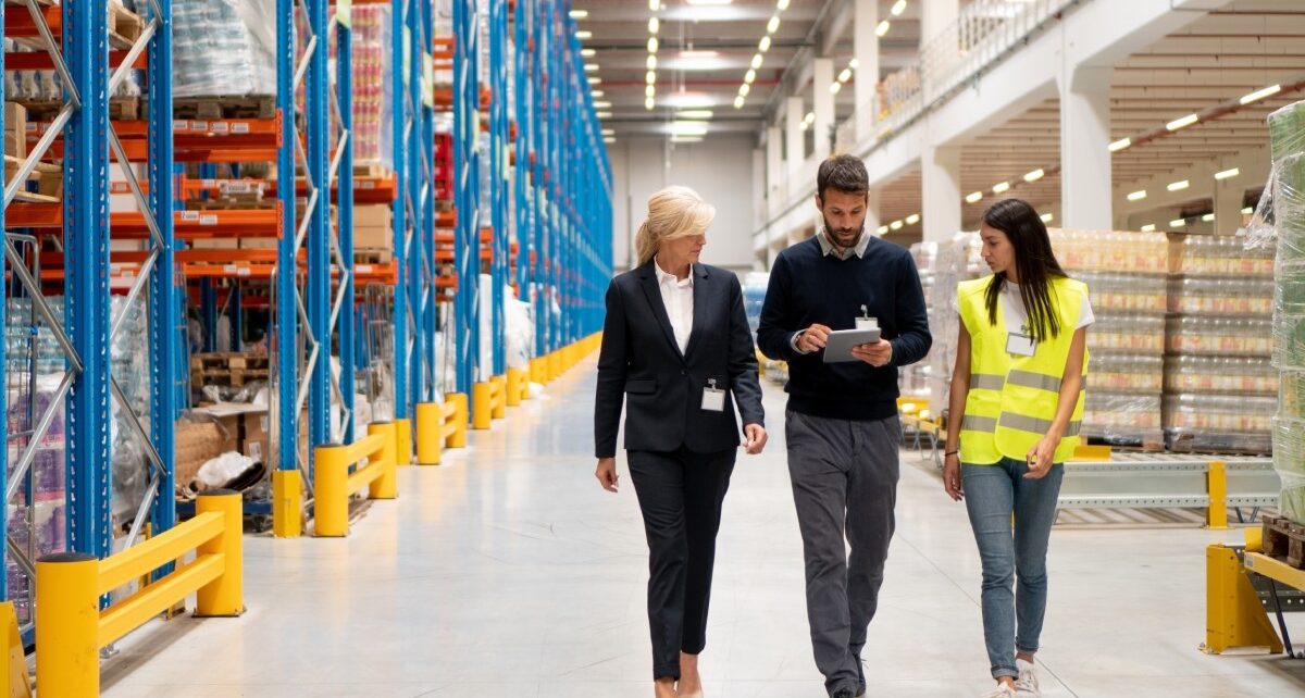 Easy Ways to Overcome Bottlenecks in Warehouses 96 tier-1-mro-409459-warehouse-employees-shelves-Image1