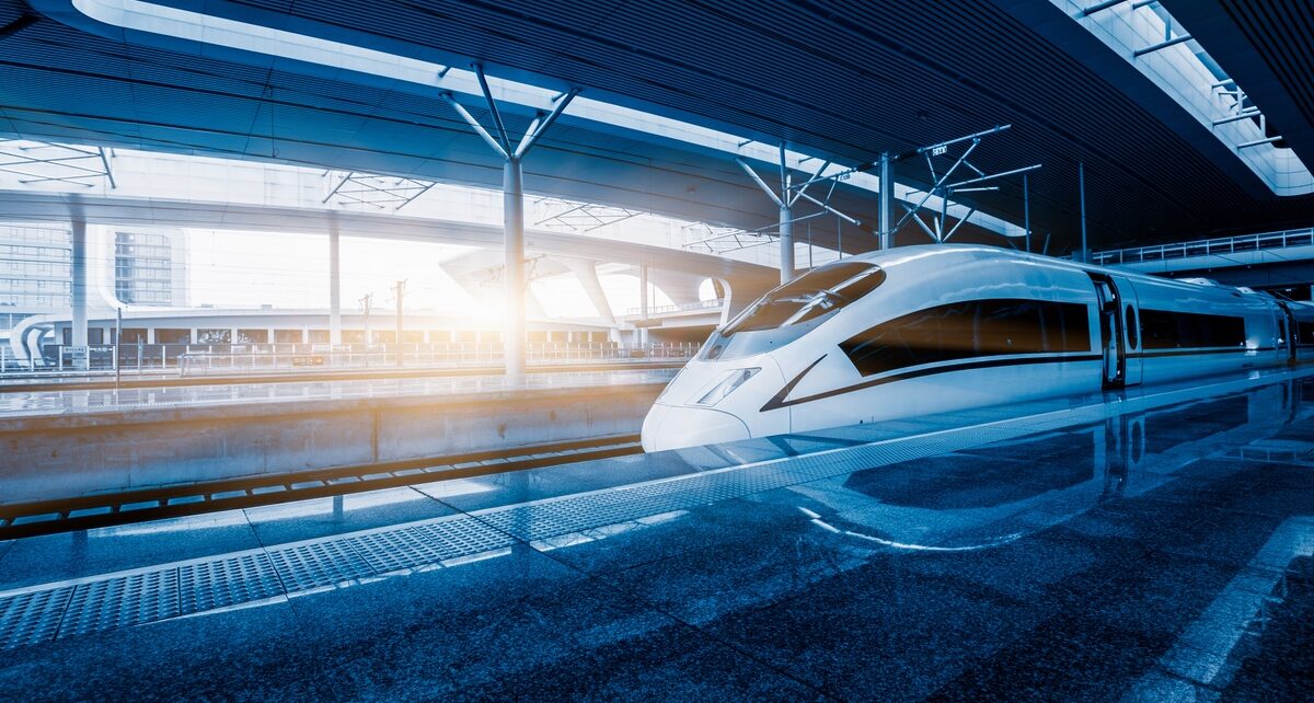 Cross-Industry Technologies That Boost Performance and Safety 2 kenco-414825-public-transportation-technology-blogbanner-1
