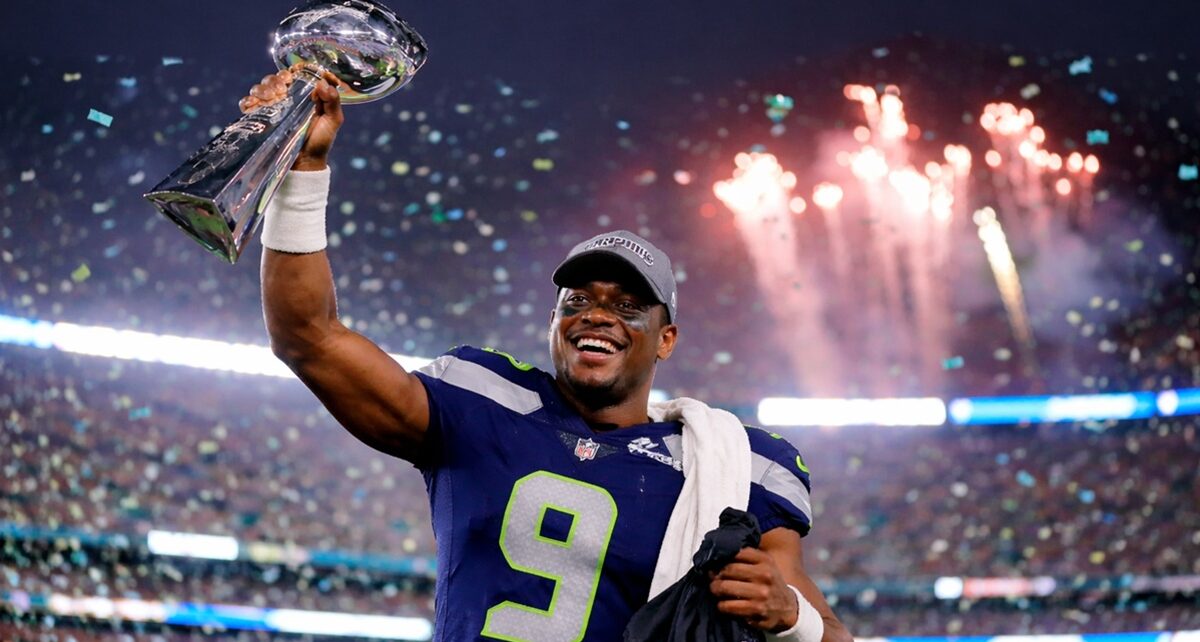 Seahawks Beat Patriots In Snoozefest of a Super Bowl 29-13 1 kenneth waker 3