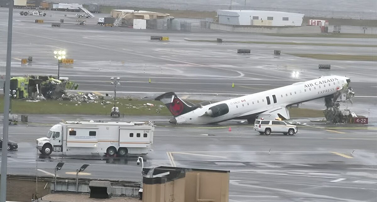Runway Collision at LaGuardia: Air Canada Crash Kills Two Pilots, Injures Dozens, Grounds Hundreds of Flights 34 plane crash