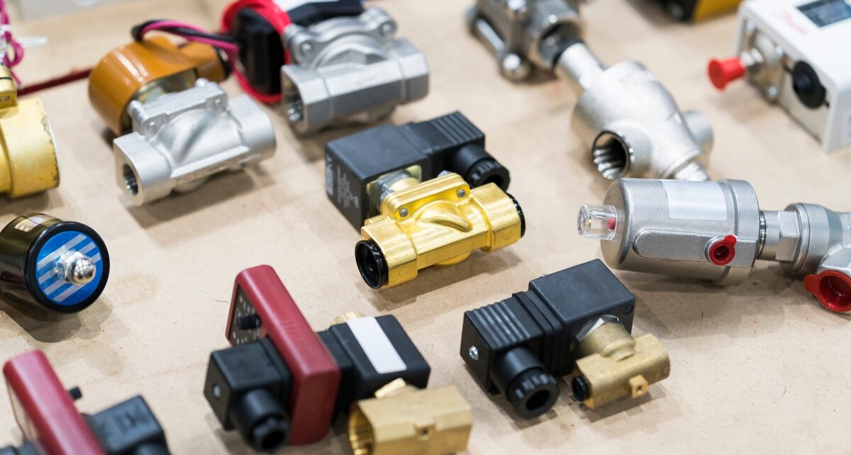 Important Factors When Choosing a Solenoid Valve 1 ClarkCooper-425018-various-solenoid-valves-image1