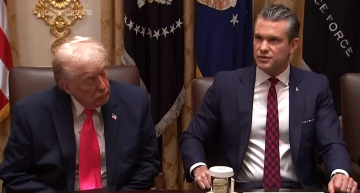 Trump, Pete Hegseth