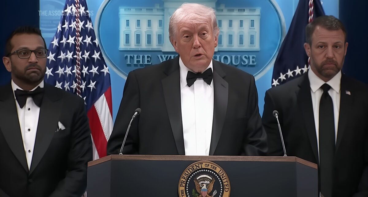 Gunfire at the White House Correspondents’ Dinner Leaves Washington Shaken but Disaster Averted 194 white-house-press-dinner.jpg