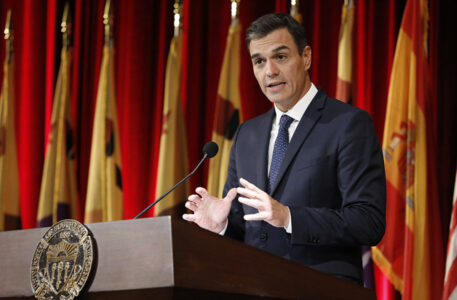 spanish pm pedro sanchez delivers speech at usc 1