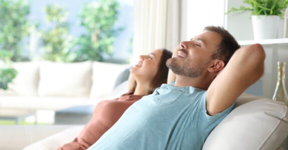 Casautopia-450846-couple-relaxing-couch-image1