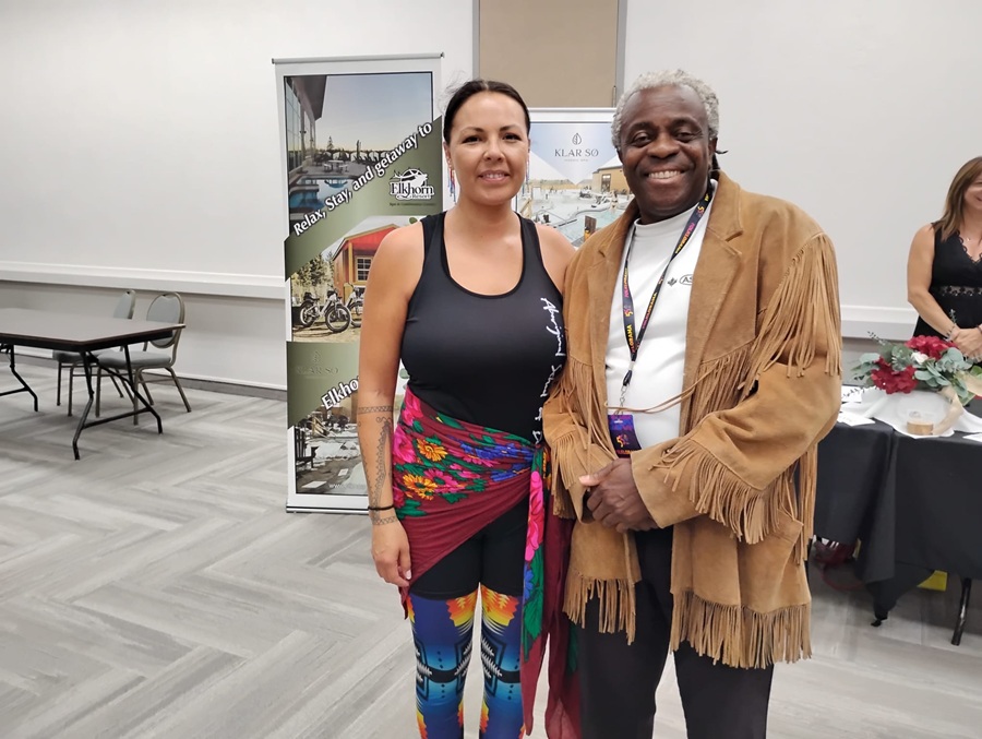 Masterful Storytelling and Living Tradition: Inside the First Nations Folklorama Pavilion 2 Don and buffy